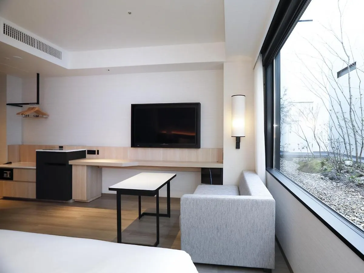Hyatt Place Kyoto 4*,